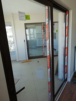 Daire iç cam temizliği-(öncesi)